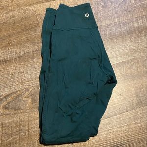 Lululemon 28” tights emerald green EUC size 4